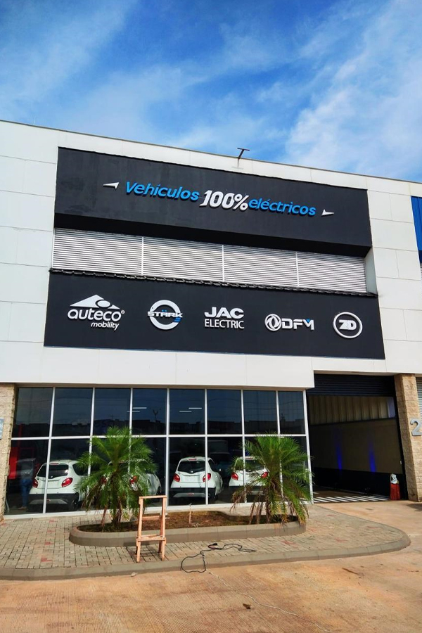 Img trabajar con nosotros mrjobs